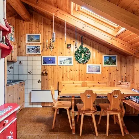Apartment Chalet Pian Della Velma Giralba