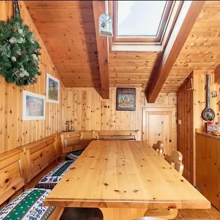 Chalet Pian Della Velma Giralba